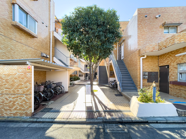 【ダイアパレス大倉山】エントランス