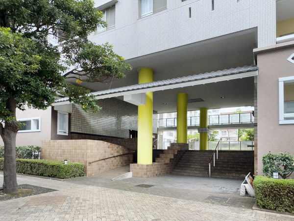 【パティオス9番街】エントランス 【パティオス9番街】エントランス