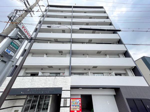 【アドバンス西梅田ウインズ】外観