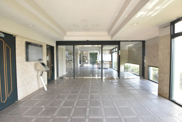 【ダイヤモンドフォーラム原尾島】エントランス