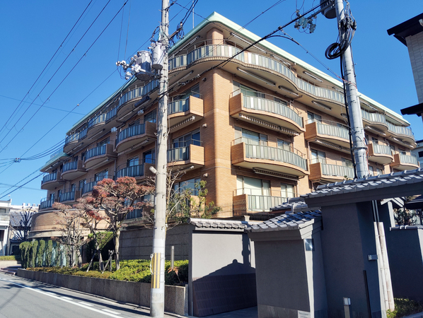 【御所西アーバンライフ】外観