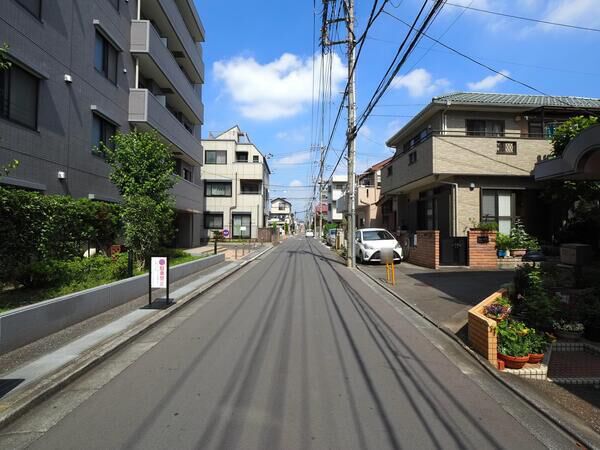 【コスモ大宮大成弐番館】前面道路