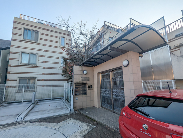 【セボン哲学堂公園】外観