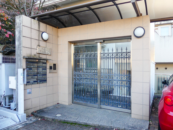 【セボン哲学堂公園】エントランス