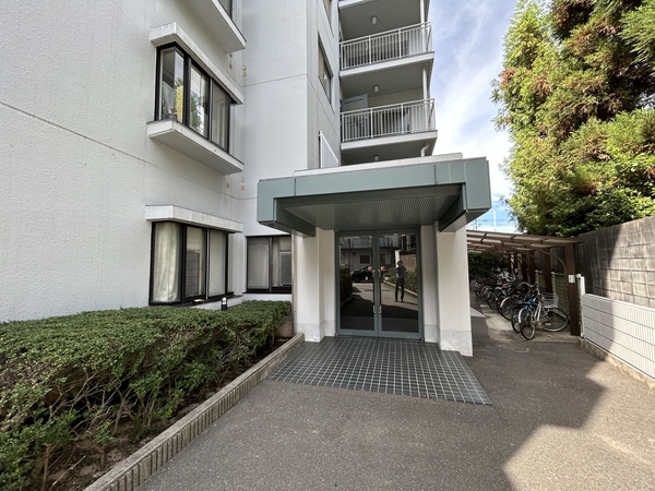 【戸坂千足パークマンション】エントランス
