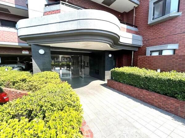 【ロマネスク香住ヶ丘】エントランス2