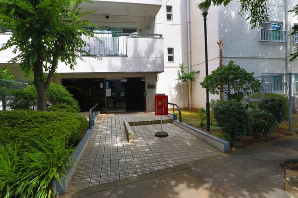 クレールあづさわ