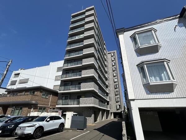 【ガーデンハウスラモード平岸】外観1