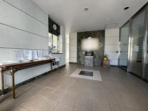 【ベイサイドパレス宇品】エントランス 【ベイサイドパレス宇品】エントランス