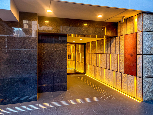 【ウィルローズ京都御陵】エントランス 【ウィルローズ京都御陵】エントランス