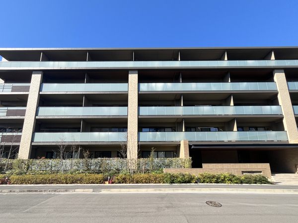 【ブランズシティ本郷台フィールドテラス】外観