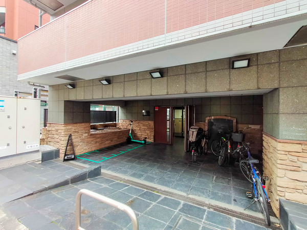 【エスコート横浜関内】エントランス