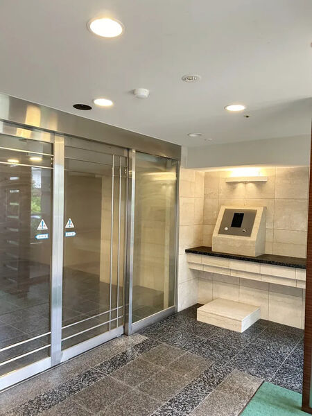 【D’グランセ八事御幸山】エントランス 【D’グランセ八事御幸山】エントランス