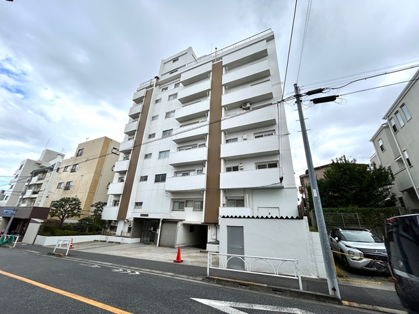 【自由ケ丘第三マンション】外観 【自由ケ丘第三マンション】外観