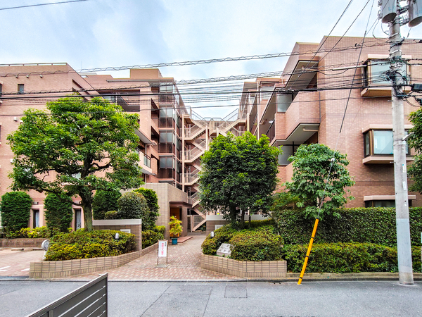 【朝日クレスパリオ北新宿】外観 【朝日クレスパリオ北新宿】外観