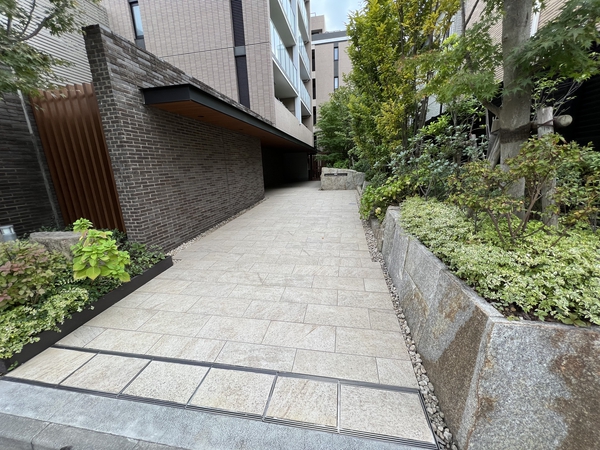 プラウド別所沼公園トレサージュ