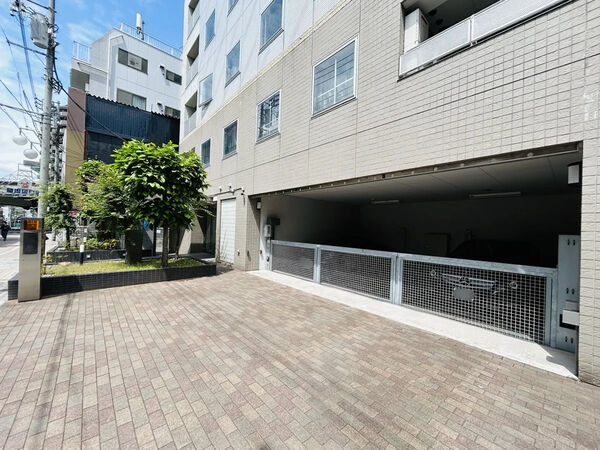 【ユニーブル池袋リ・ノヴァス】駐車場 【ユニーブル池袋リ・ノヴァス】駐車場