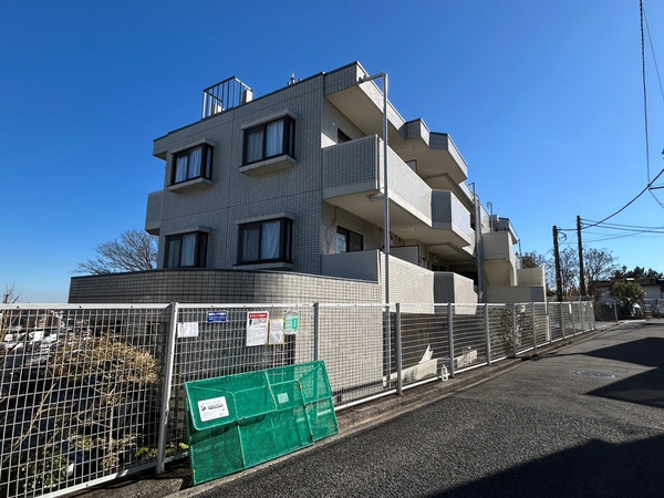 【クリオ井土ヶ谷弐番館】外観