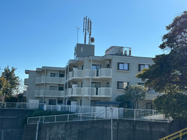 【クリオ井土ヶ谷弐番館】外観