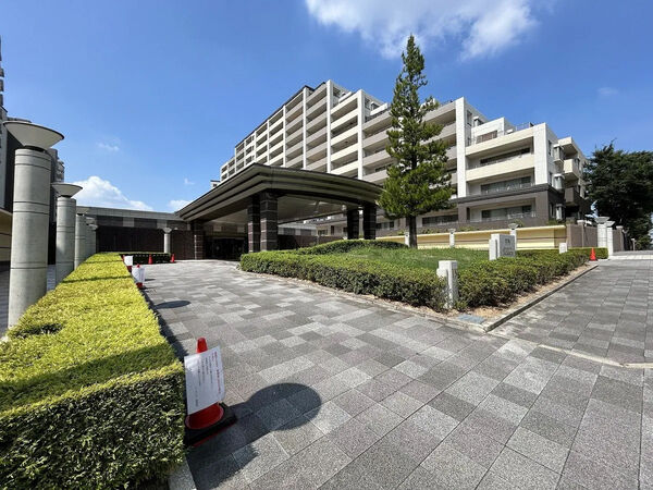 【ザ・シーズンズ】エントランス 【ザ・シーズンズ】エントランス