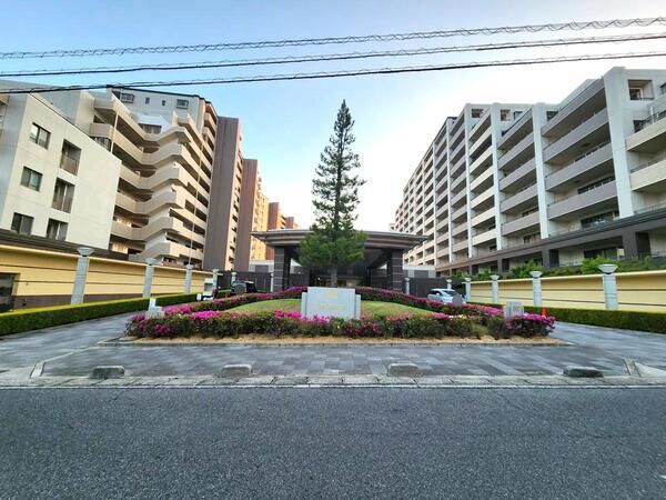 【ザ・シーズンズ】外観 【ザ・シーズンズ】外観