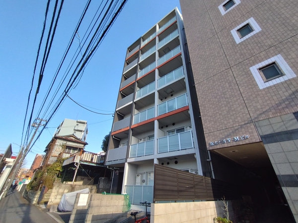 【レーヴ横浜保土ヶ谷フェルクルール】外観