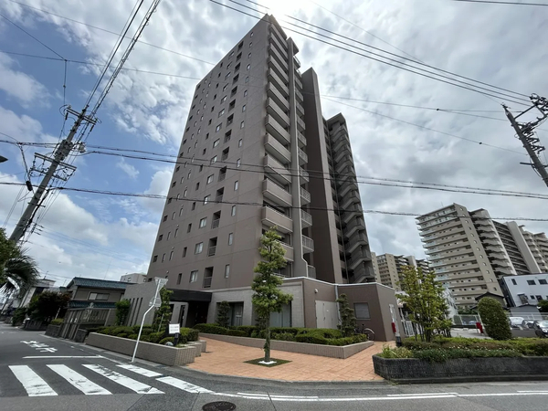 【ファミール東岡崎スカイフォーラム】外観 【ファミール東岡崎スカイフォーラム】外観