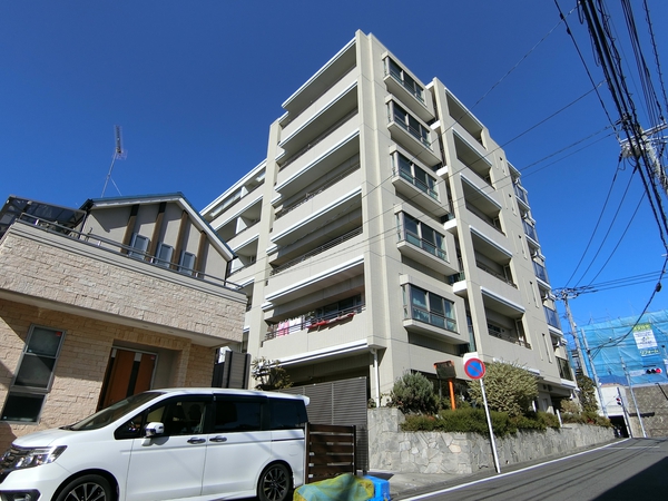 【ライオンズ五月台レジデンス】外観
