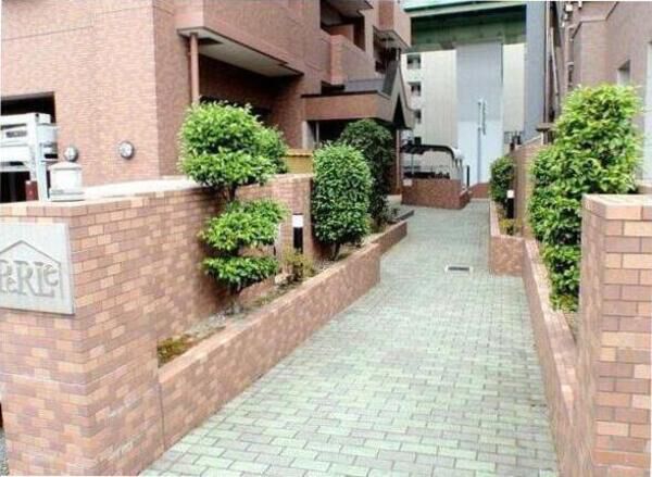 【ペルル白壁】エントランス1