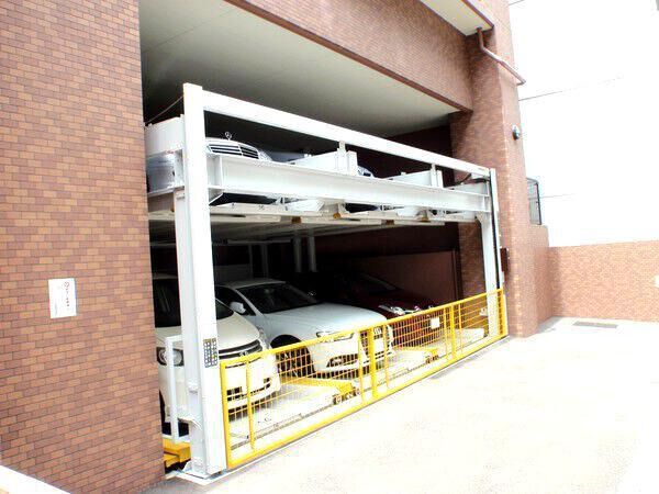 【ペルル白壁】共用部分(駐車場) 【ペルル白壁】共用部分(駐車場)