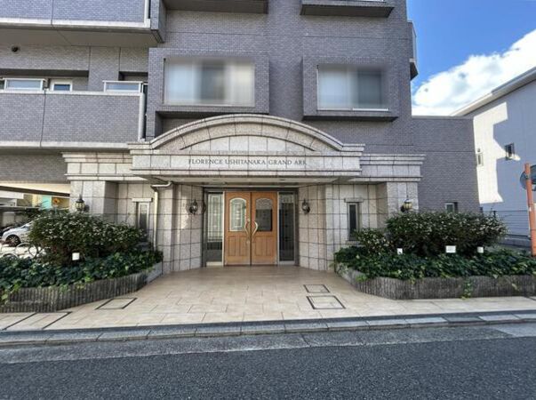【フローレンス牛田中グランドアーク】エントランス