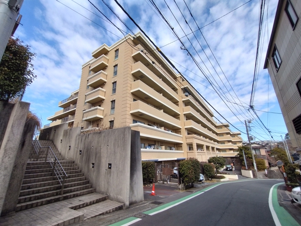 【グランシティ保土ヶ谷】外観