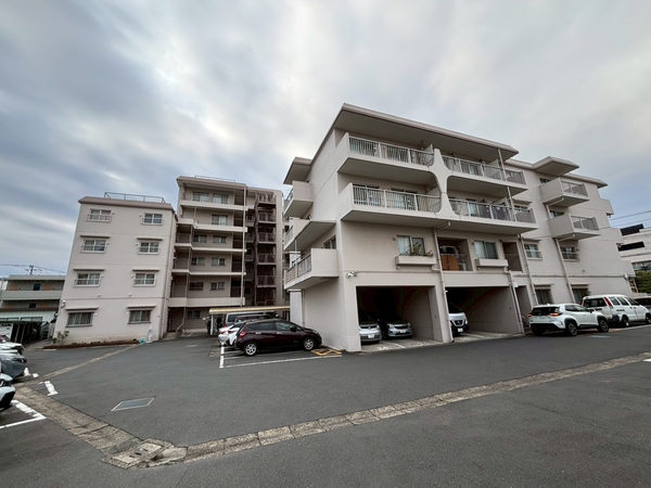 【日商岩井武蔵小杉マンション】外観