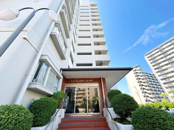 【真栄マンション木場町】エントランス 【真栄マンション木場町】エントランス