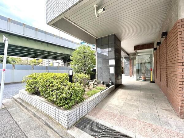 【カルムインフォアームズ東京コア】エントランス1