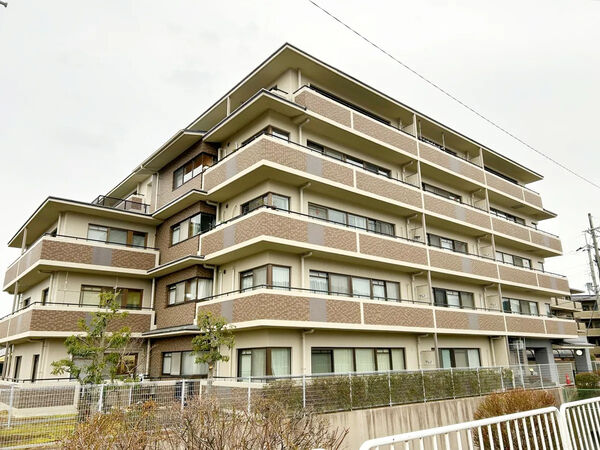 【グレース嵐山】外観