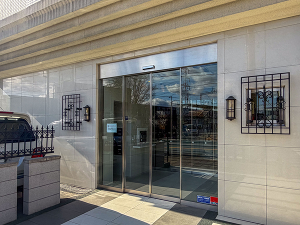 【エスリード高槻上牧フロントステージ】エントランス 【エスリード高槻上牧フロントステージ】エントランス