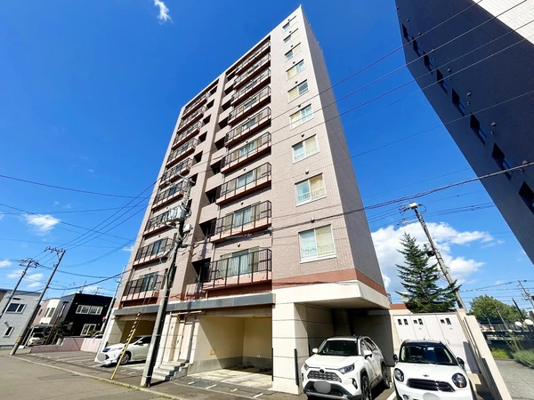 【パシフィック発寒駅前】外観