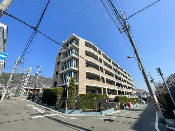 【ワコーレ岡本ザ・レジデンス】外観