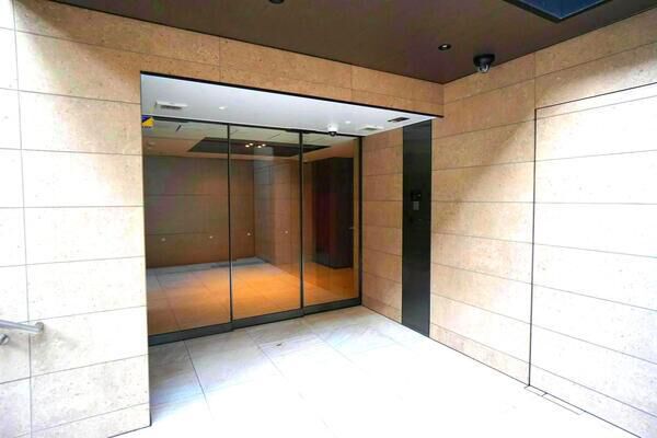 【オープンレジデンシア高輪ザ・ハウス】エントランス