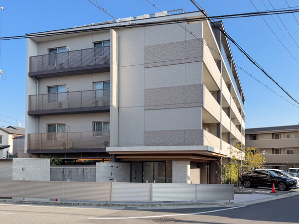 【セントフローレンスパレス京都太秦天神川】外観