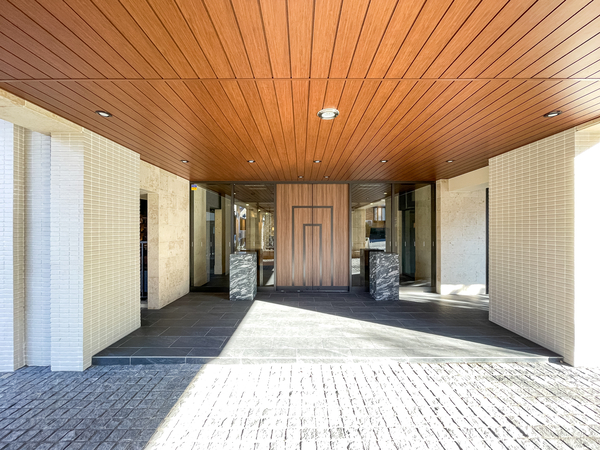 【ヴェレーナグラン菊名の杜】エントランス