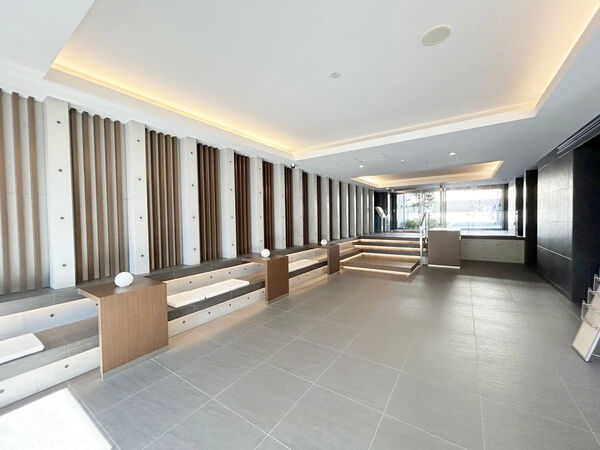 【シティハウス上社ヒルズ】エントランスホール 【シティハウス上社ヒルズ】エントランスホール