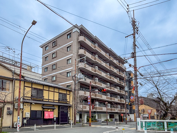 【鴨川アーバンライフ】外観