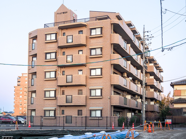 【アルピナ春日井】外観