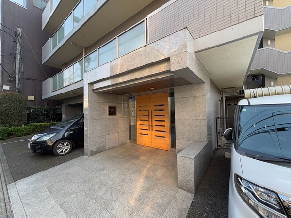 【クイーンズレゾン八千代台】エントランス
