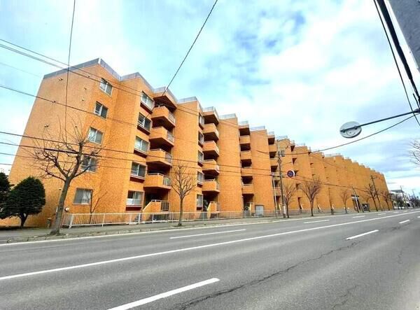 【朝日プラザ山鼻南】外観２