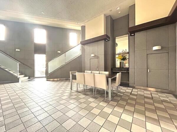 【朝日プラザ山鼻南】エントランス２