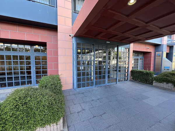 【ネクサス百道レジデンシャルタワー】エントランス