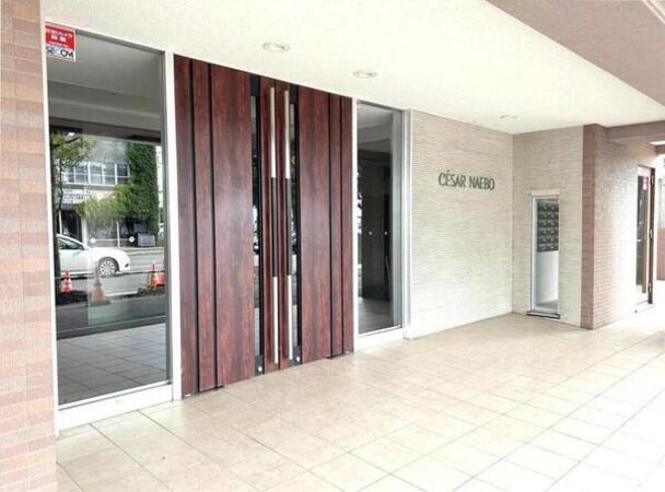 【セザール苗穂】エントランス１